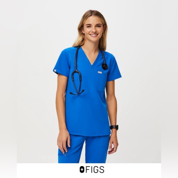 Figs Tops - FIGS WOMENS ROYAL BLUE CATARINA ONE POCKET SCRUB TOP LIKE NEW MINT CONDITION